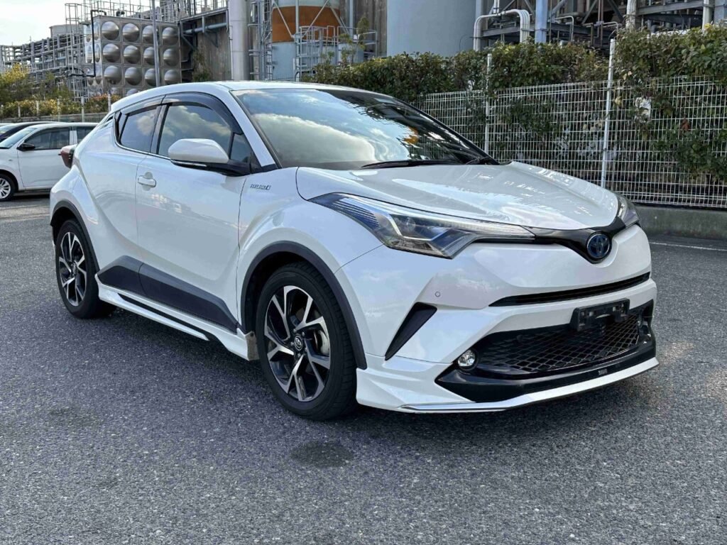 TOYOTA C-HR HYBRID G 2018