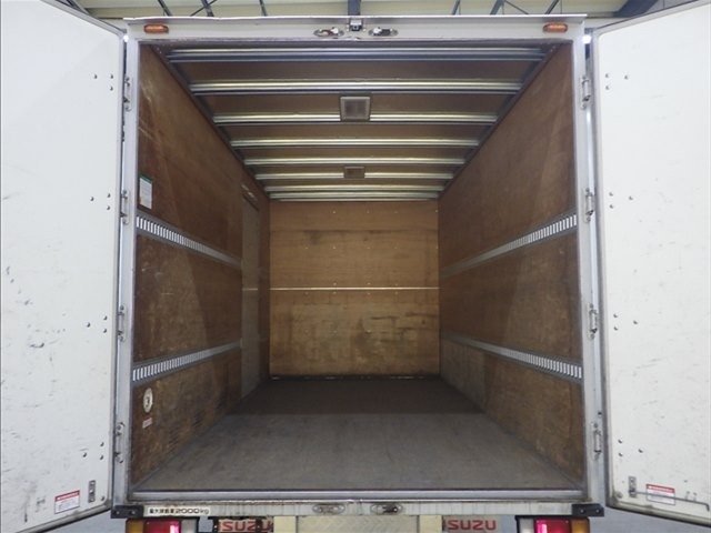 ISUZU ELF 2014 BOX TRUCK